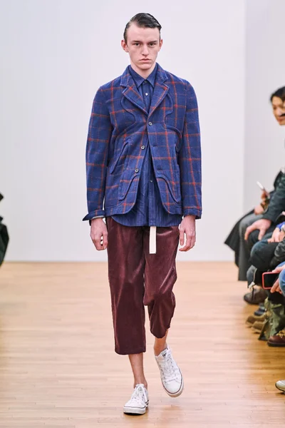 Look 26